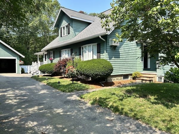 500 Lowell St, Lexington, MA 02420