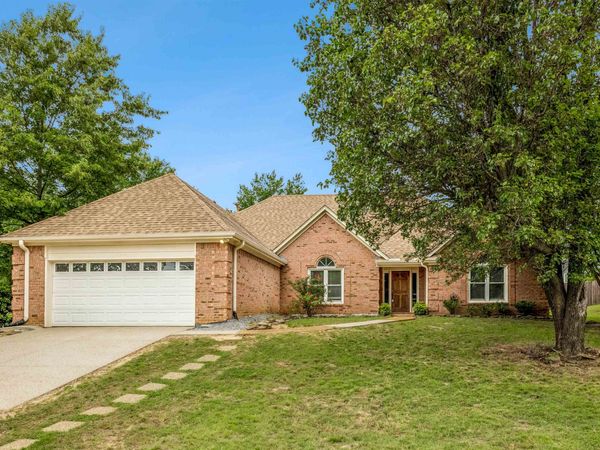 8944 MEADOW PINES CV, Cordova, TN 38016