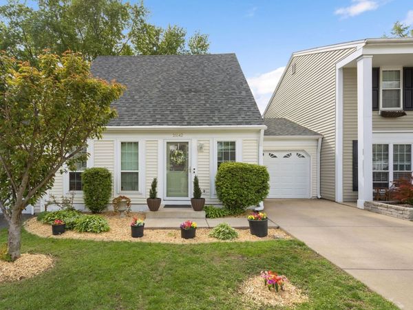 3S142 Birchwood Drive , Warrenville, IL 60555