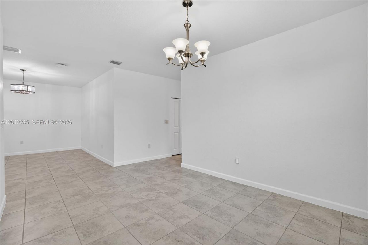 2371 SE 1st Ct, Homestead, FL 33033 Photo