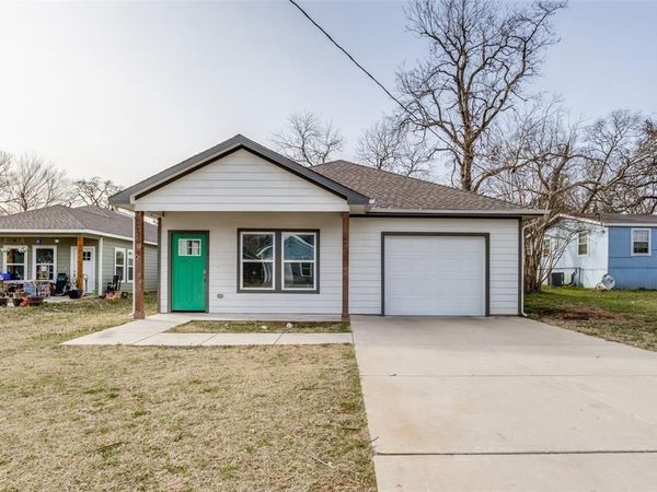 924 W Collins Street, Denison, TX 75020