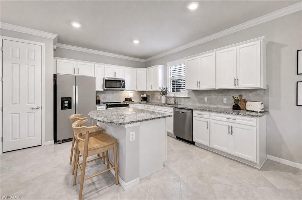 3564 E Hampton Cir, Alva, FL 33920 Photo