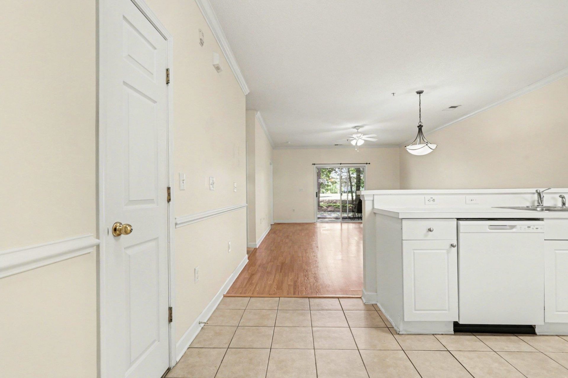 6253 Catalina Dr.  Photo 4