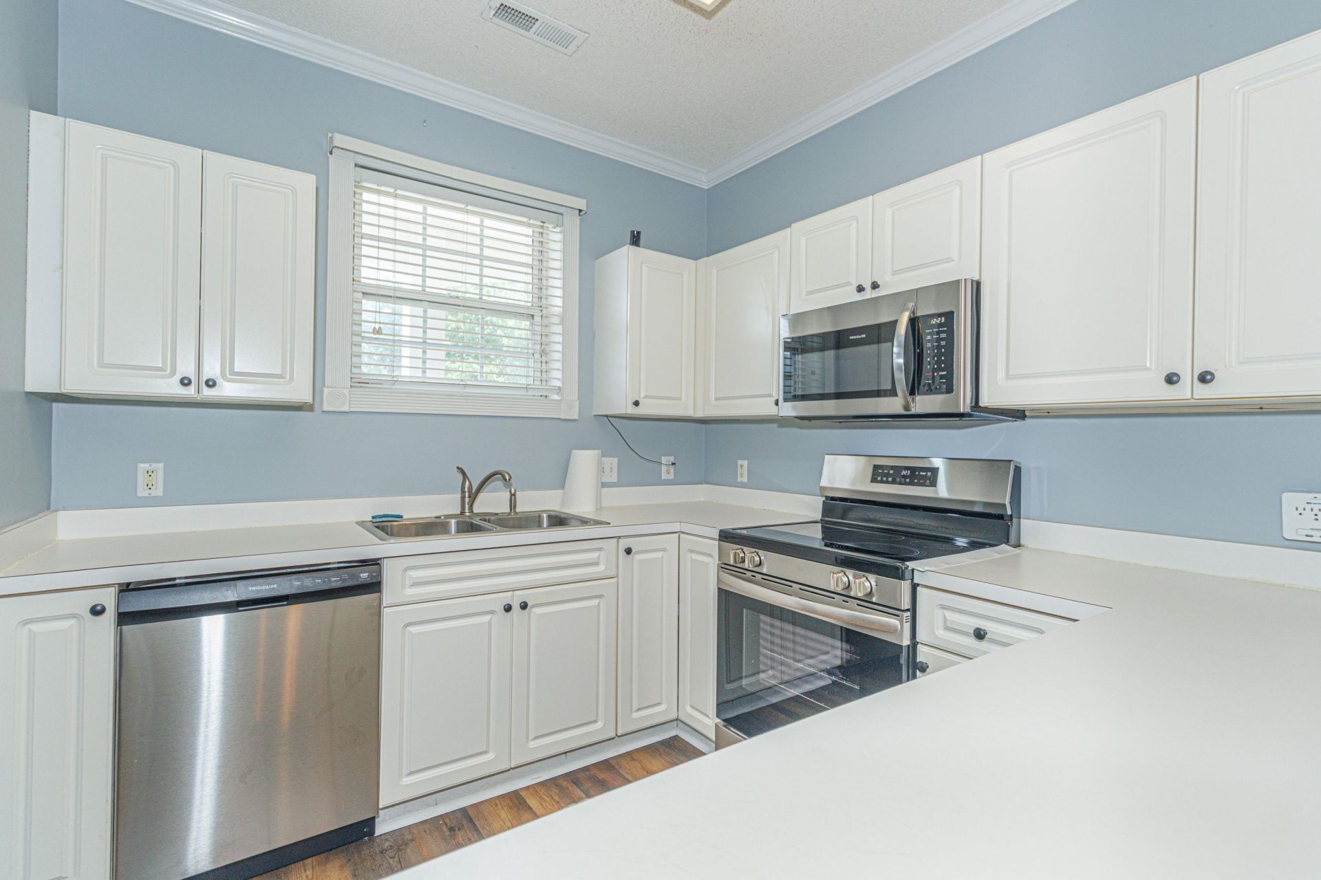 4627 Wild Iris Dr. Photo 10