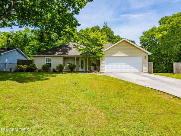 3508 Belleview Rd, Knoxville, TN 37917