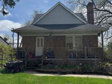 19331 Hilton Drive, Southfield, MI 48075