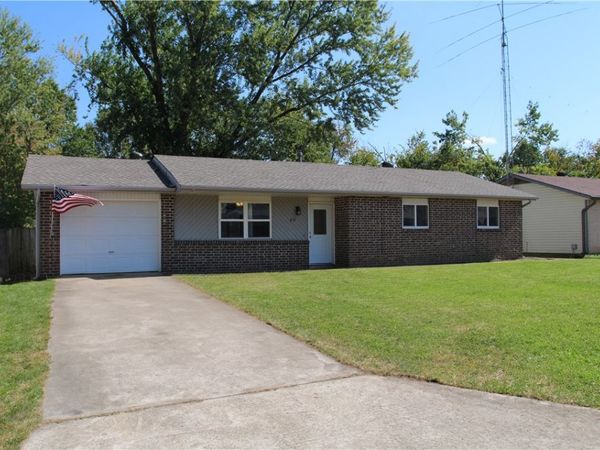 817 N 30th Street , Rogers, AR 72756