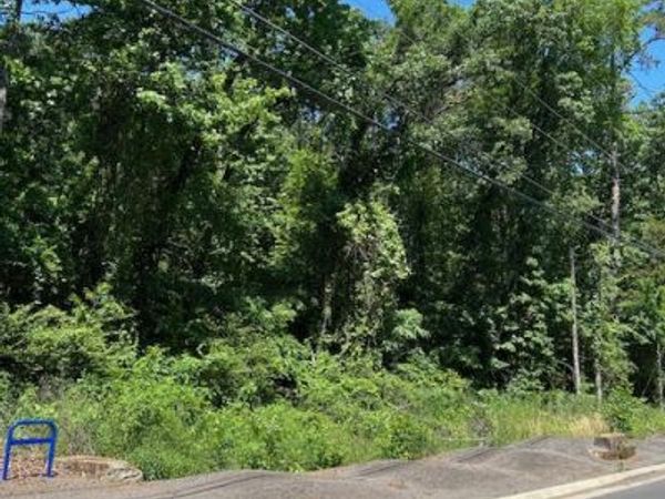 S Inglewood , Russellville, AR 72801