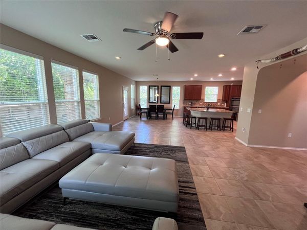 12425 Calibri LN , Austin, TX 78753