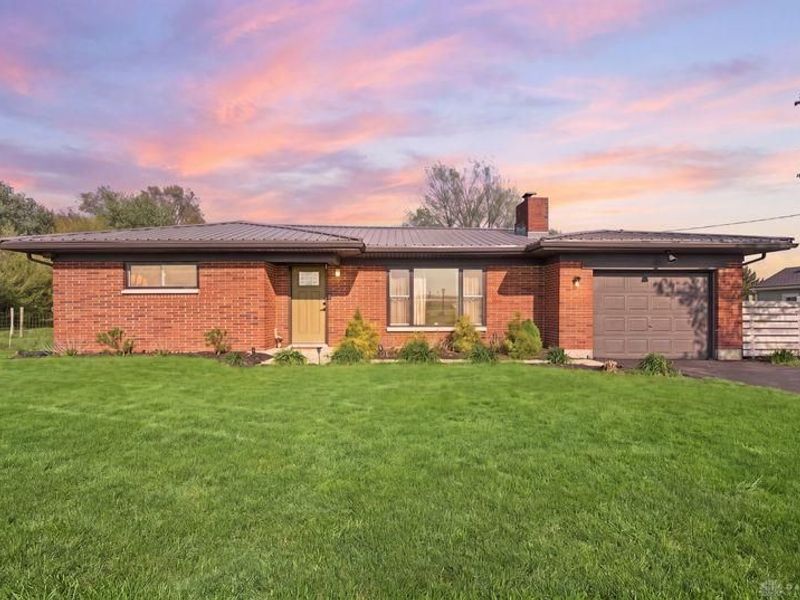 5406 Springfield Jamestown Road, Springfield, OH 45502 Photo 1