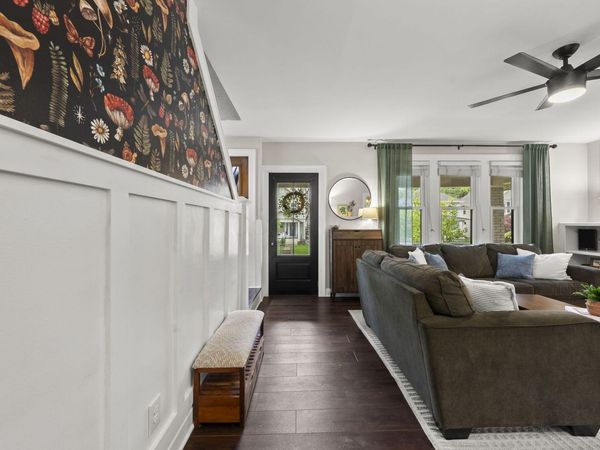 166 E Welch Avenue , Columbus, OH 43207