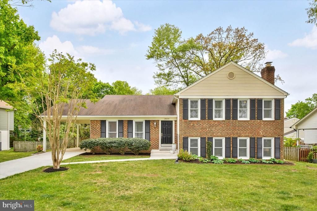 12029 Cheviot Drive, Herndon, VA 20170 Main Photo