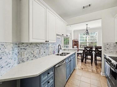 8221 Allyns Landing Way, Unit 204, Raleigh, NC 27615