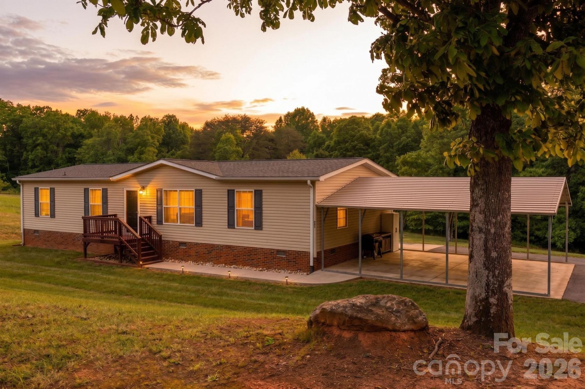 207 Mount Wesley Church Road, Hiddenite, NC 28636 Main Photo