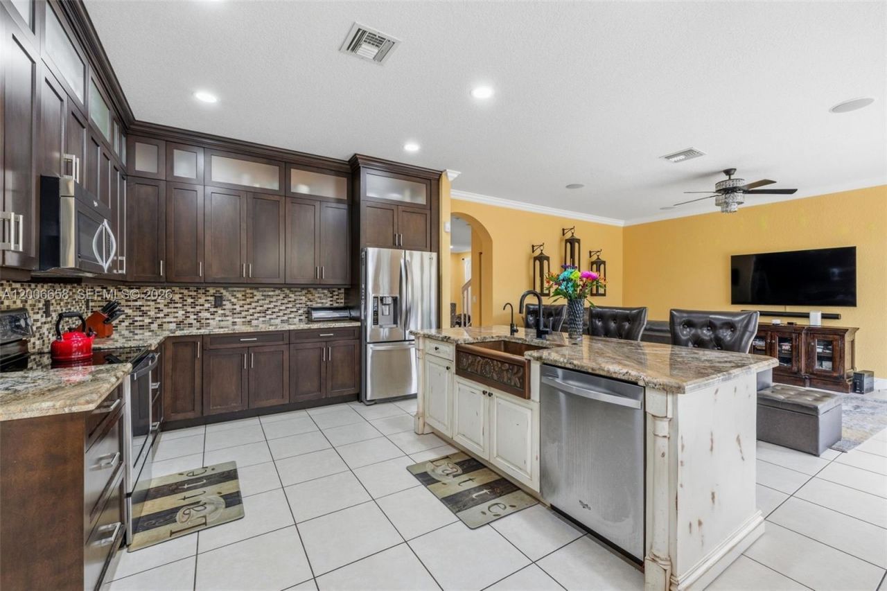 15391 SW 18th St, Miramar, FL 33027 Photo