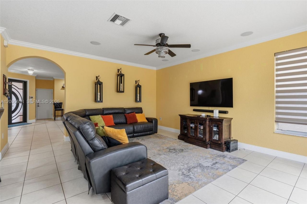 15391 SW 18th St, Miramar, FL 33027 Photo