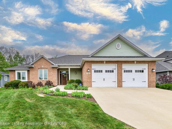 2160 Fresno Lane, East Lansing, MI 48823