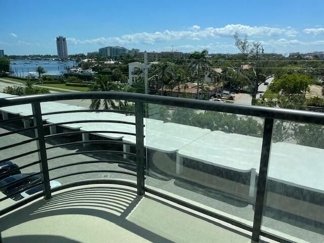 250 S Ocean Boulevard, Unit 3h, Boca Raton, FL 33432 Photo