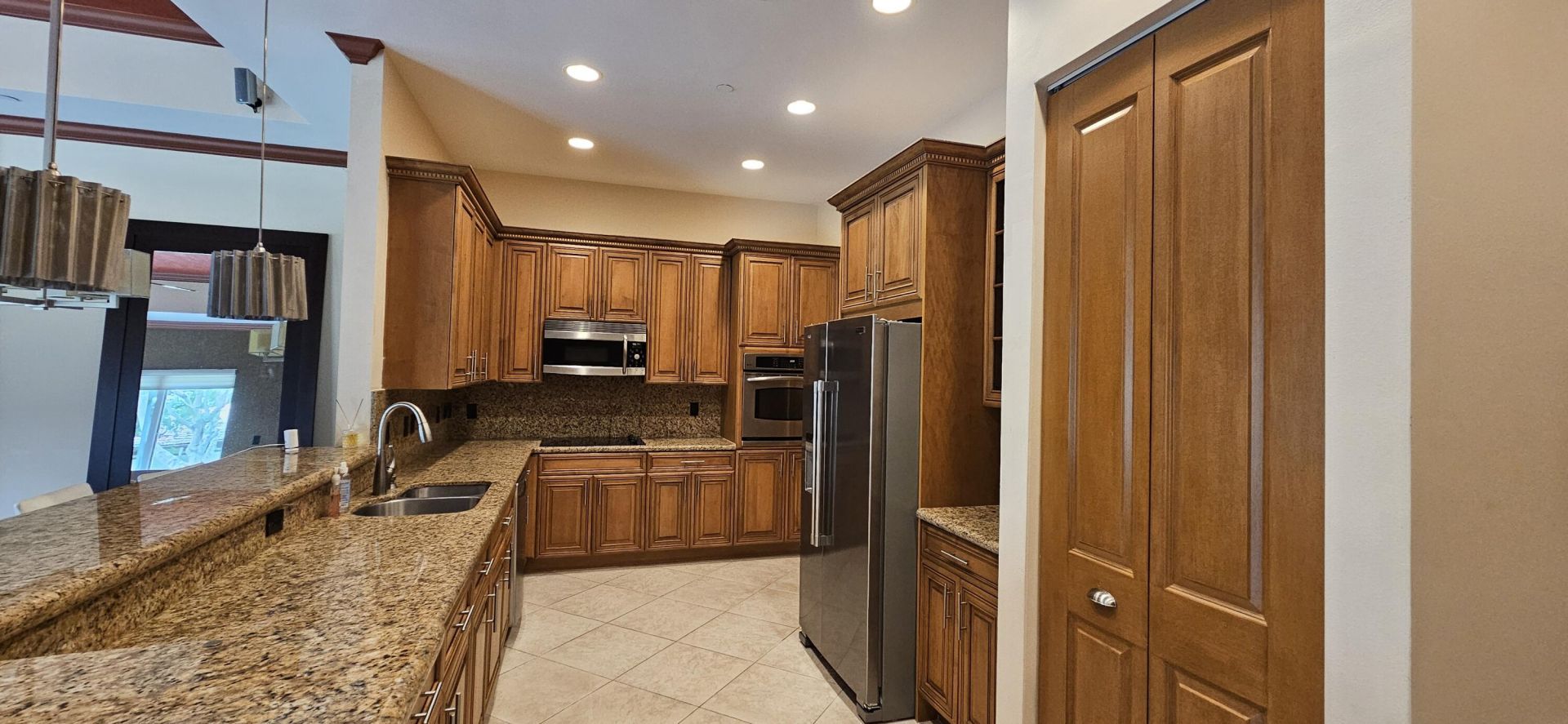 16117 Emerald Estates Drive, Weston, FL 33331 Photo