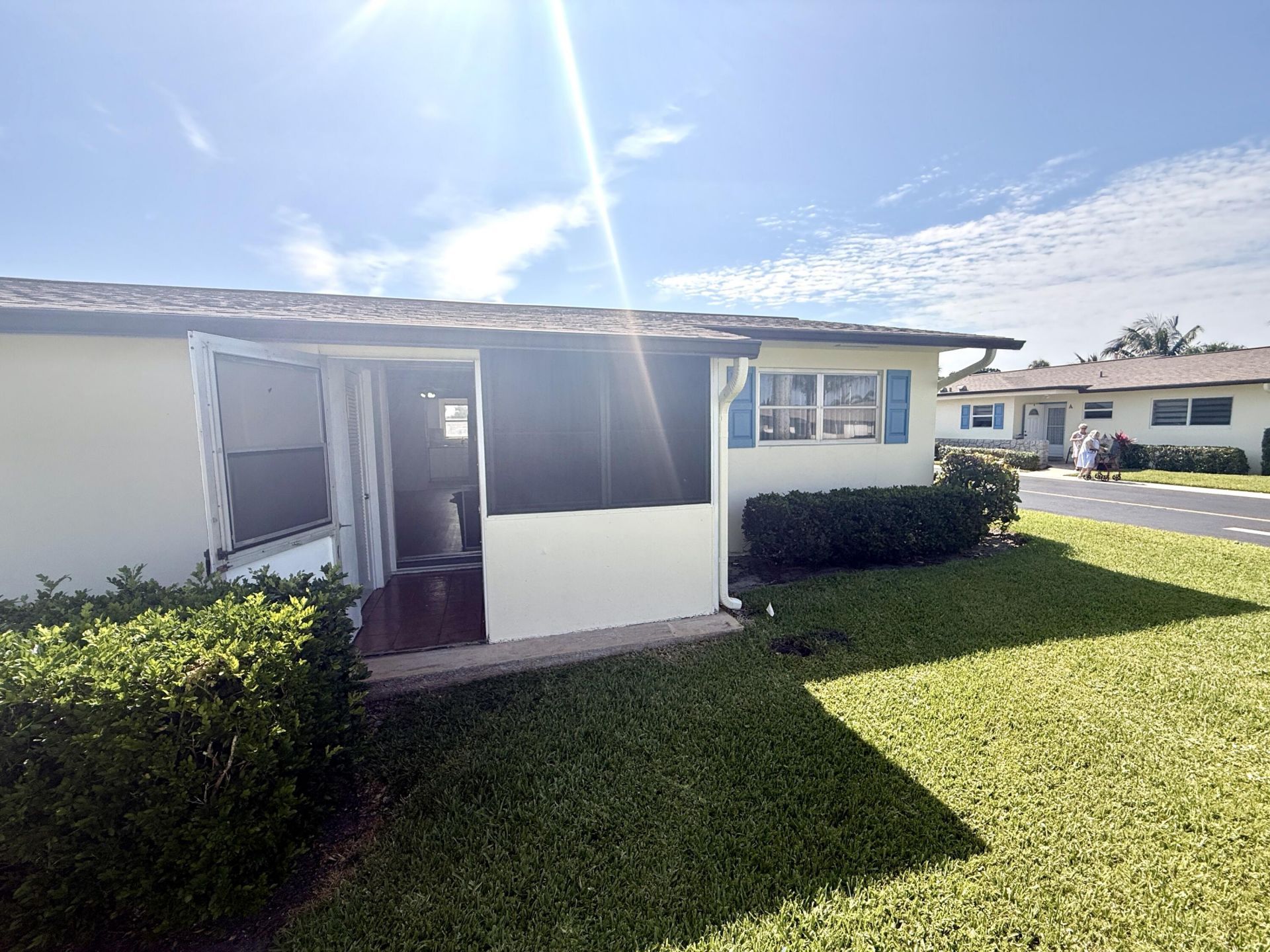 2854 E Crosley Dr Drive E, Unit J, West Palm Beach, FL 33415 Photo