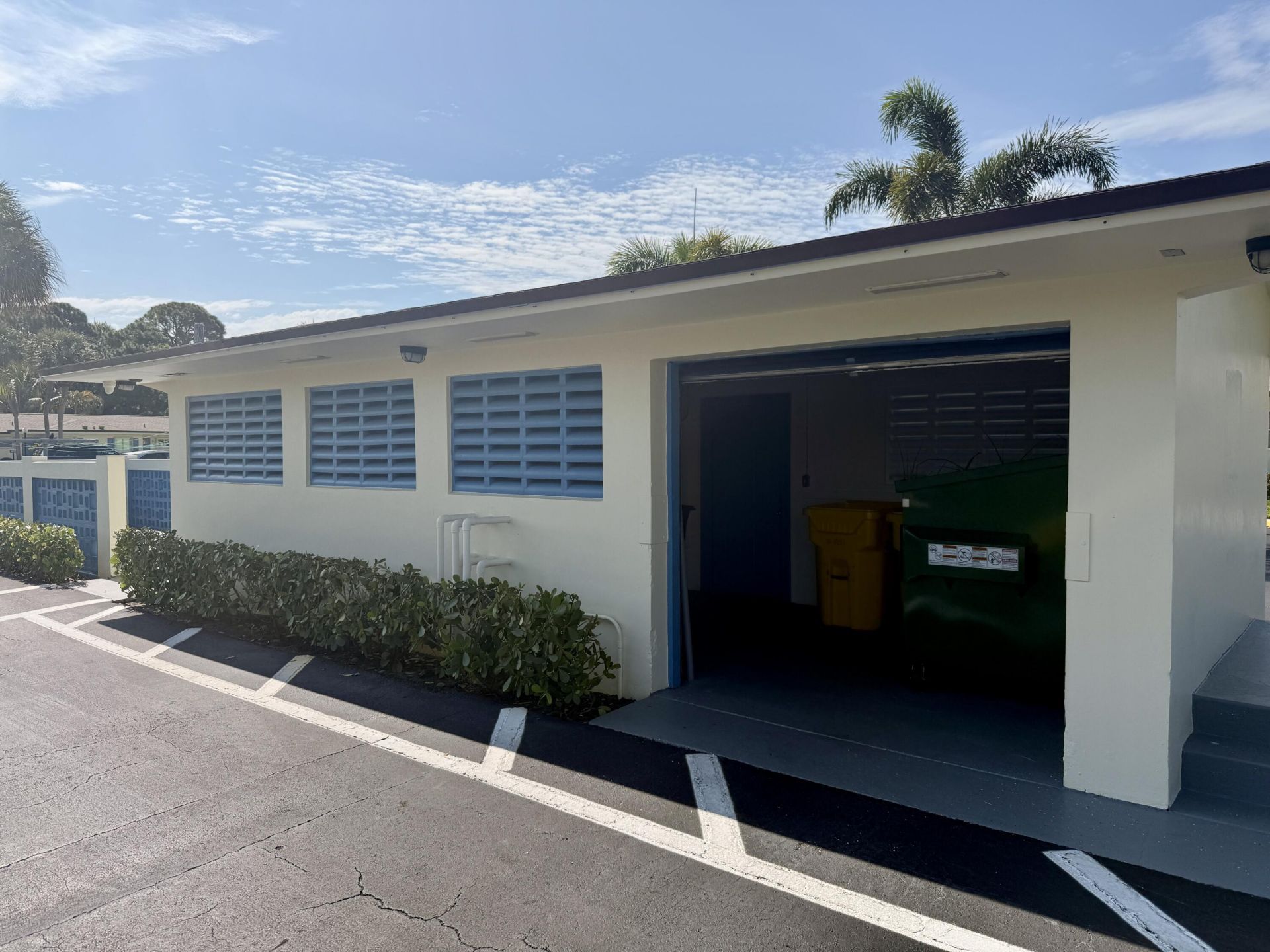 2854 E Crosley Dr Drive E, Unit J, West Palm Beach, FL 33415 Photo