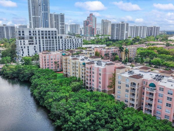19601 E Country Club Drive, Unit 7505, Aventura, FL 33180