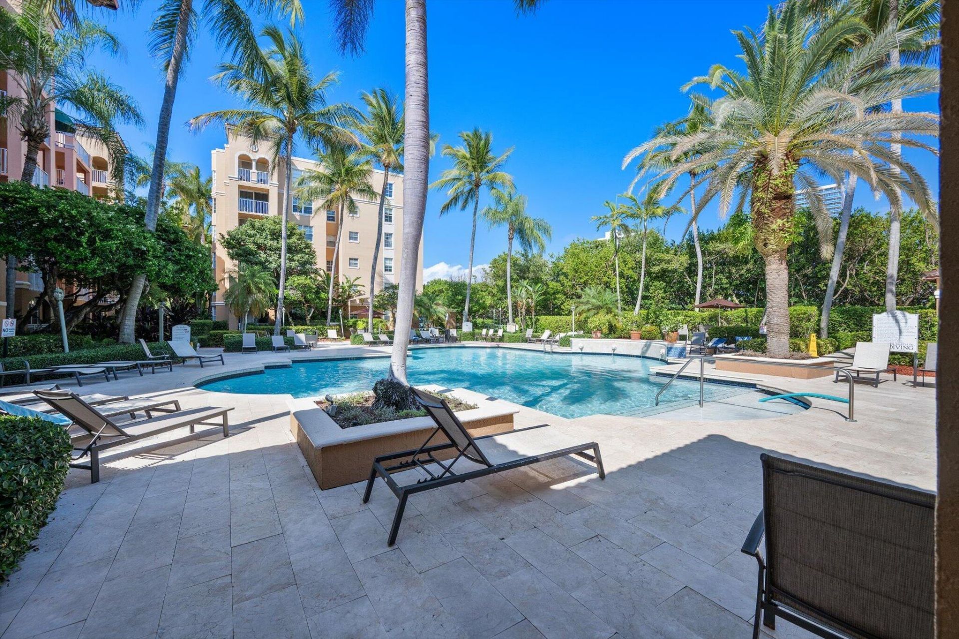 19601 E Country Club Drive, Unit 7505, Aventura, FL 33180 Photo