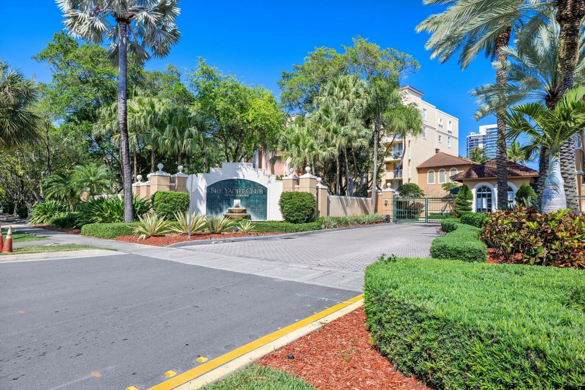19601 E Country Club Drive, Unit 7505, Aventura, FL 33180 Photo