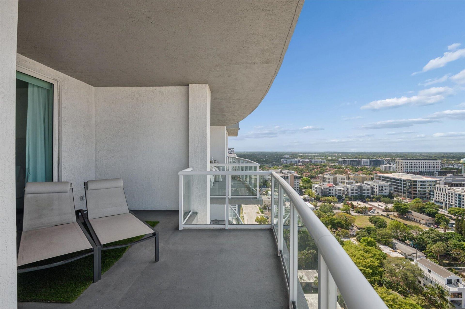 315 NE 3rd Avenue, Unit 2108, Fort Lauderdale, FL 33301 Photo