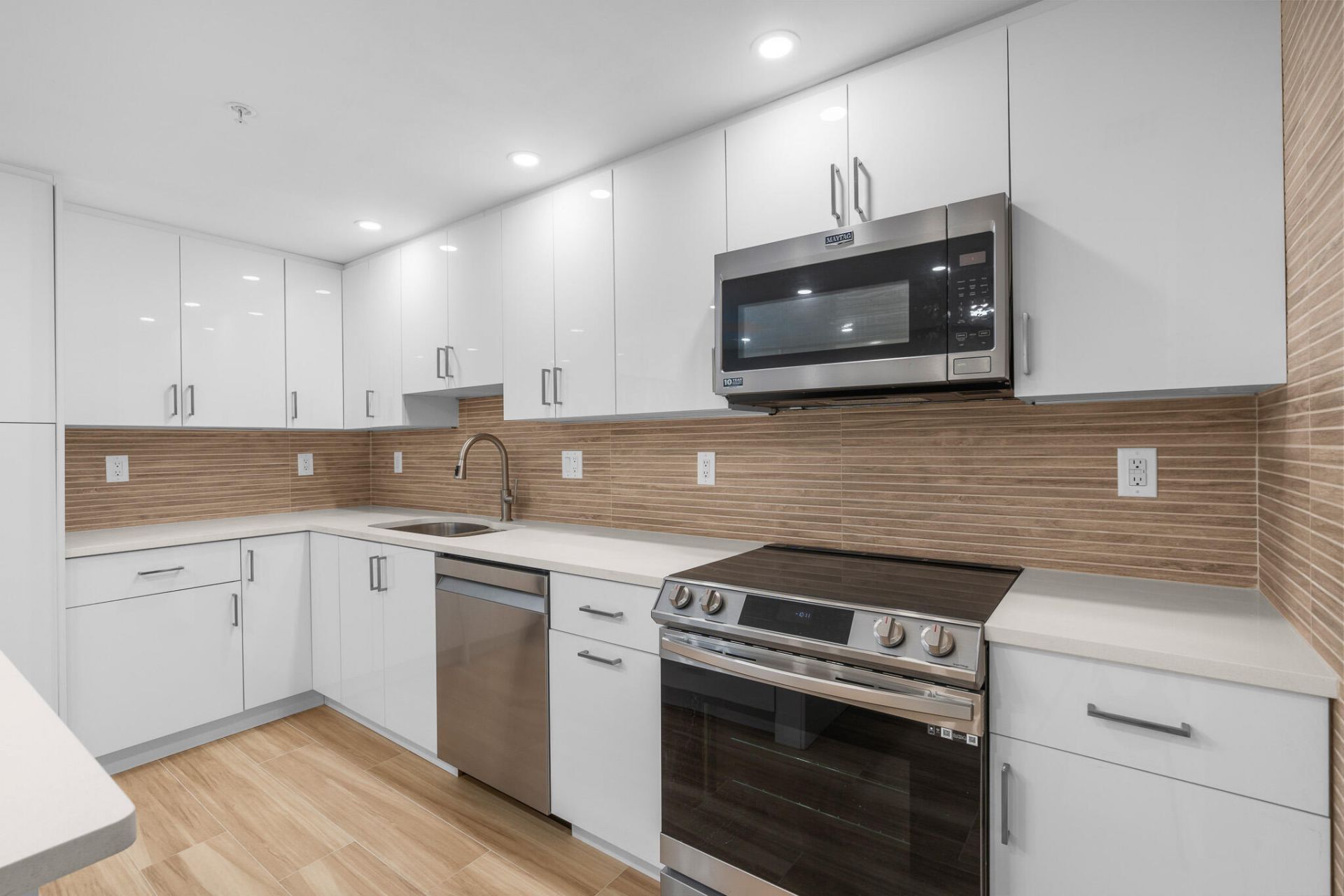 3200 NE 36th Street, Unit 619, Fort Lauderdale, FL 33308 Photo