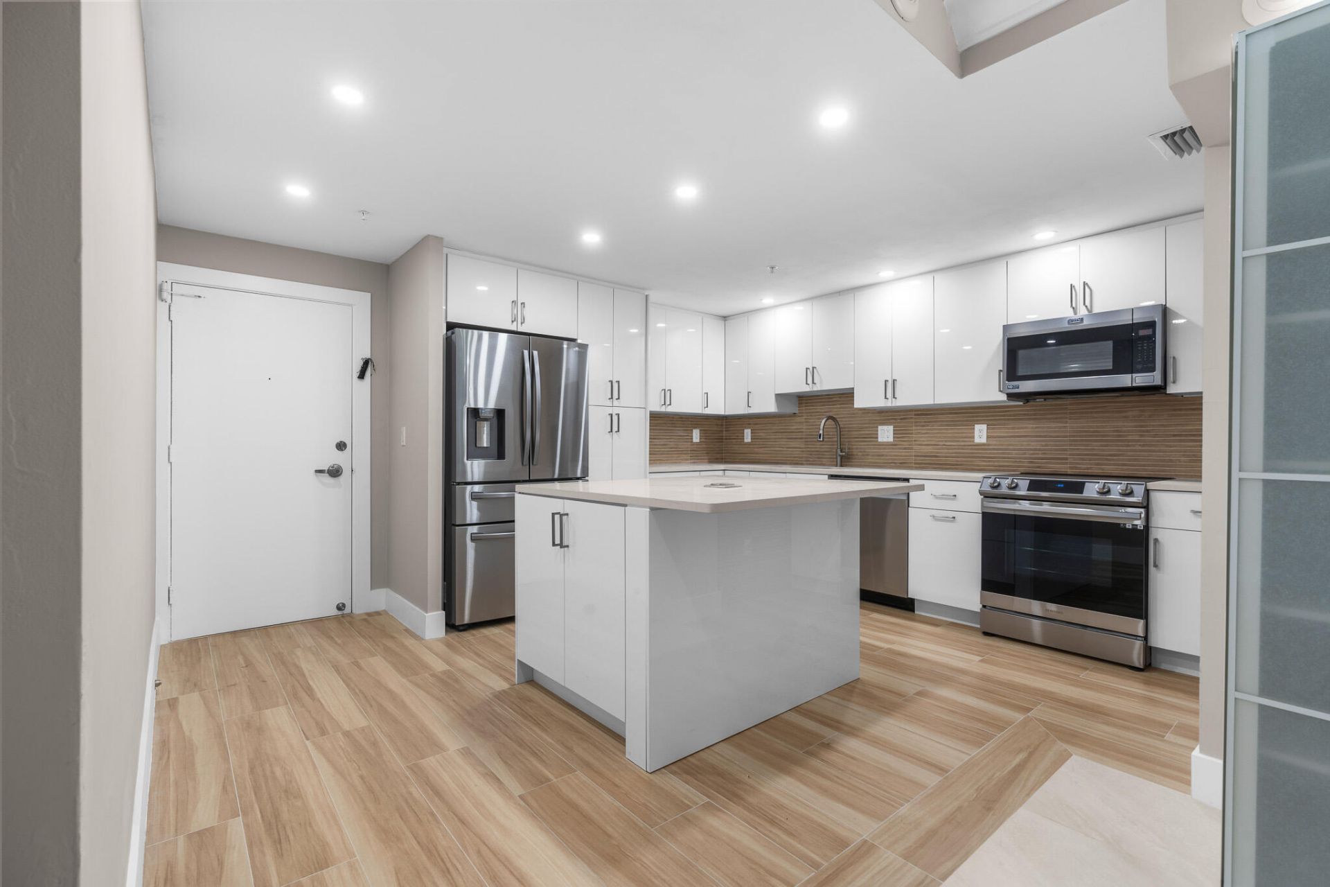 3200 NE 36th Street, Unit 619, Fort Lauderdale, FL 33308 Photo