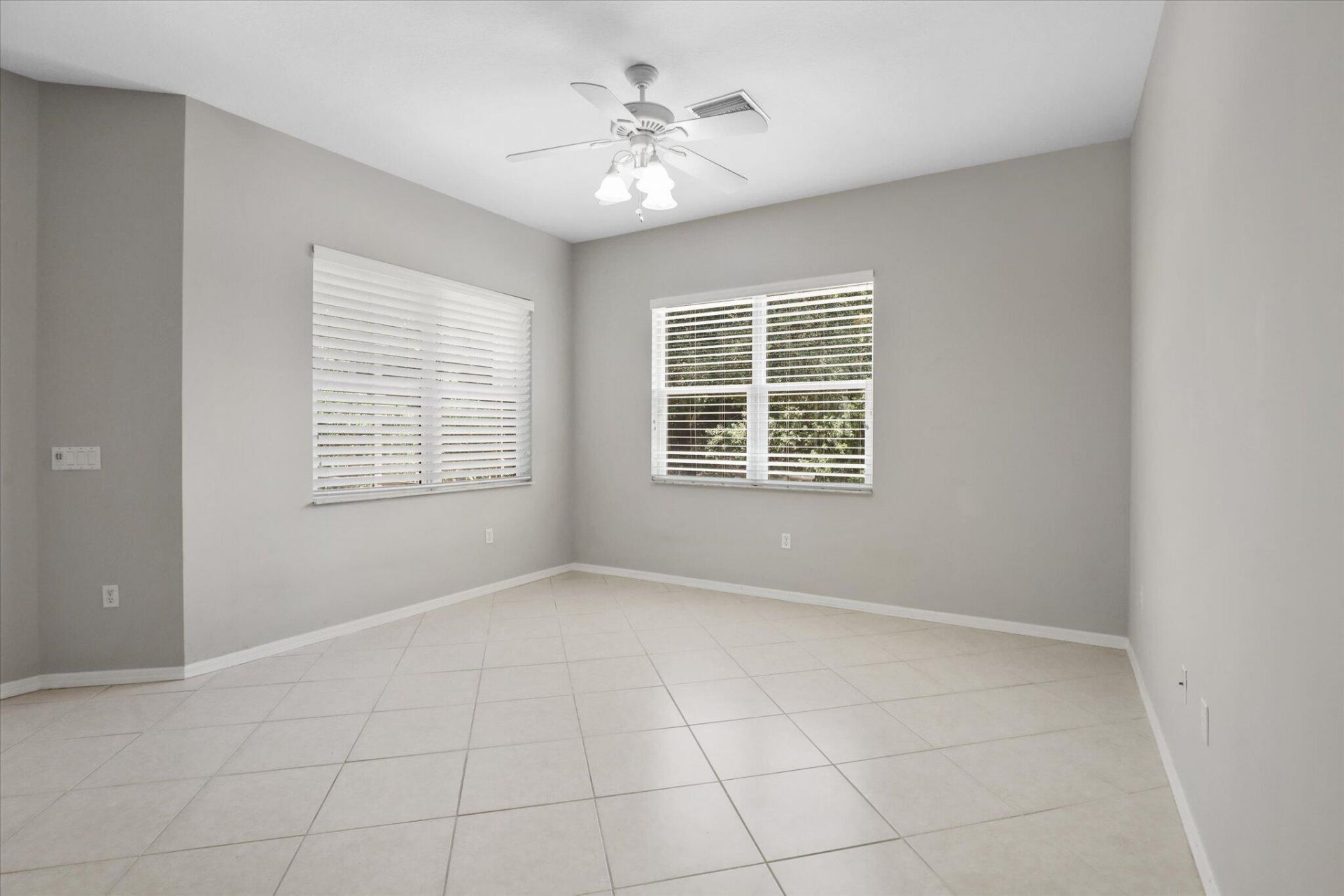521 SW Lake Manatee Way, Port Saint Lucie, FL 34986 Photo