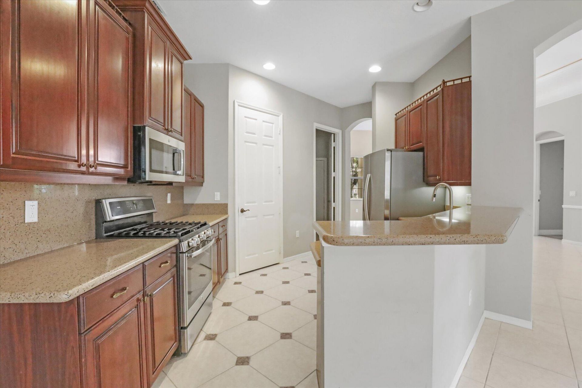 521 SW Lake Manatee Way, Port Saint Lucie, FL 34986 Photo