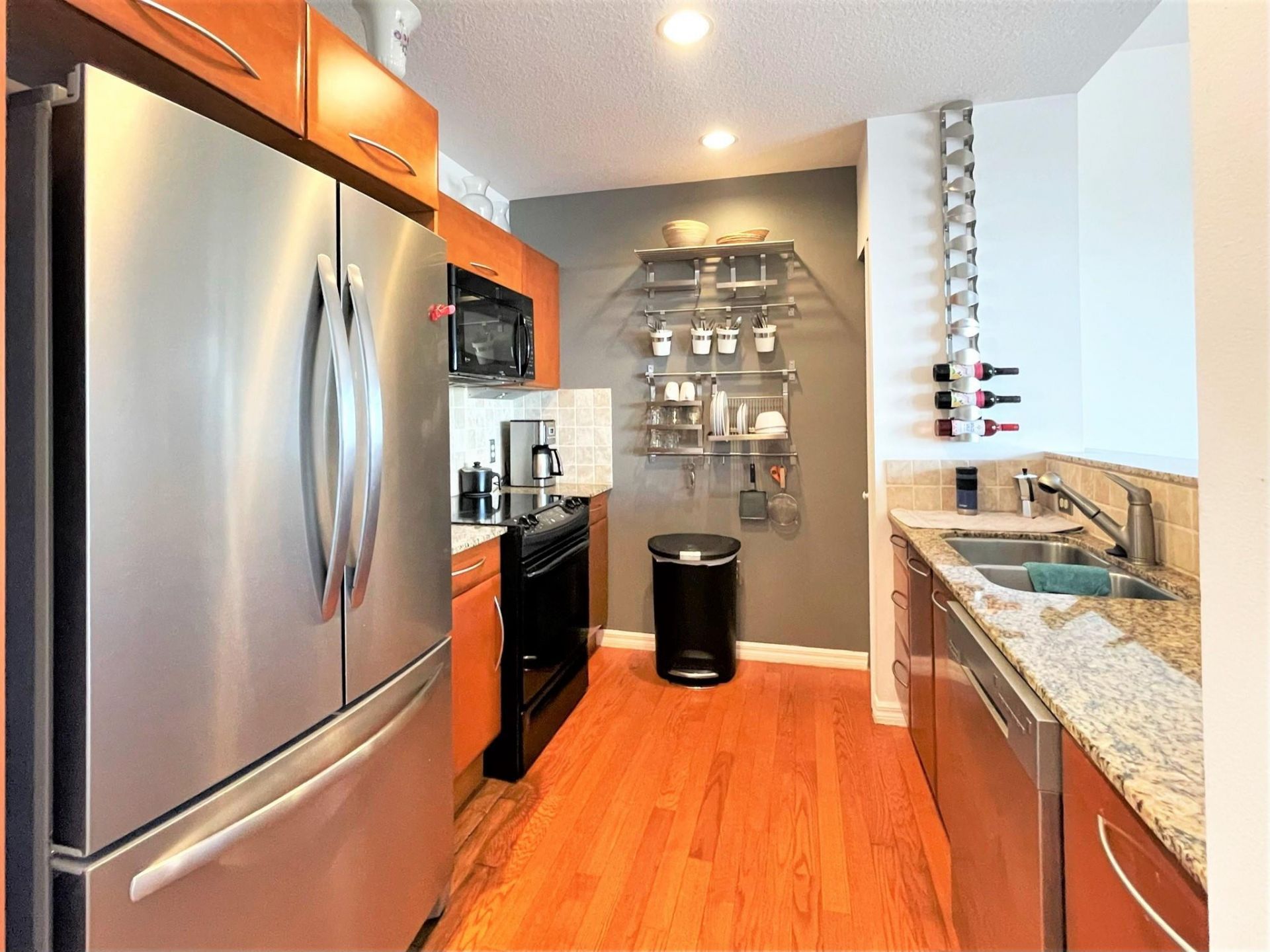 511 Lucerne Avenue, Unit 616, Lake Worth Beach, FL 33460 Photo