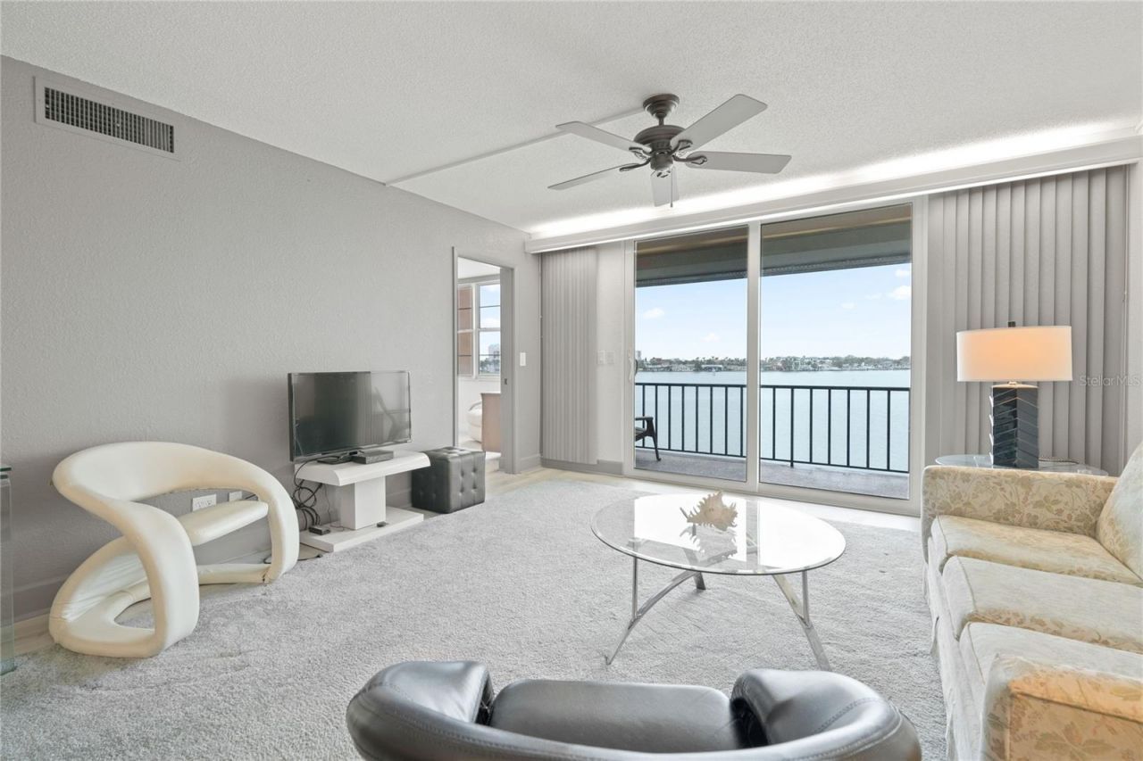 7910 Sun Island Drive S, Unit 302, South Pasadena, FL 33707 Photo