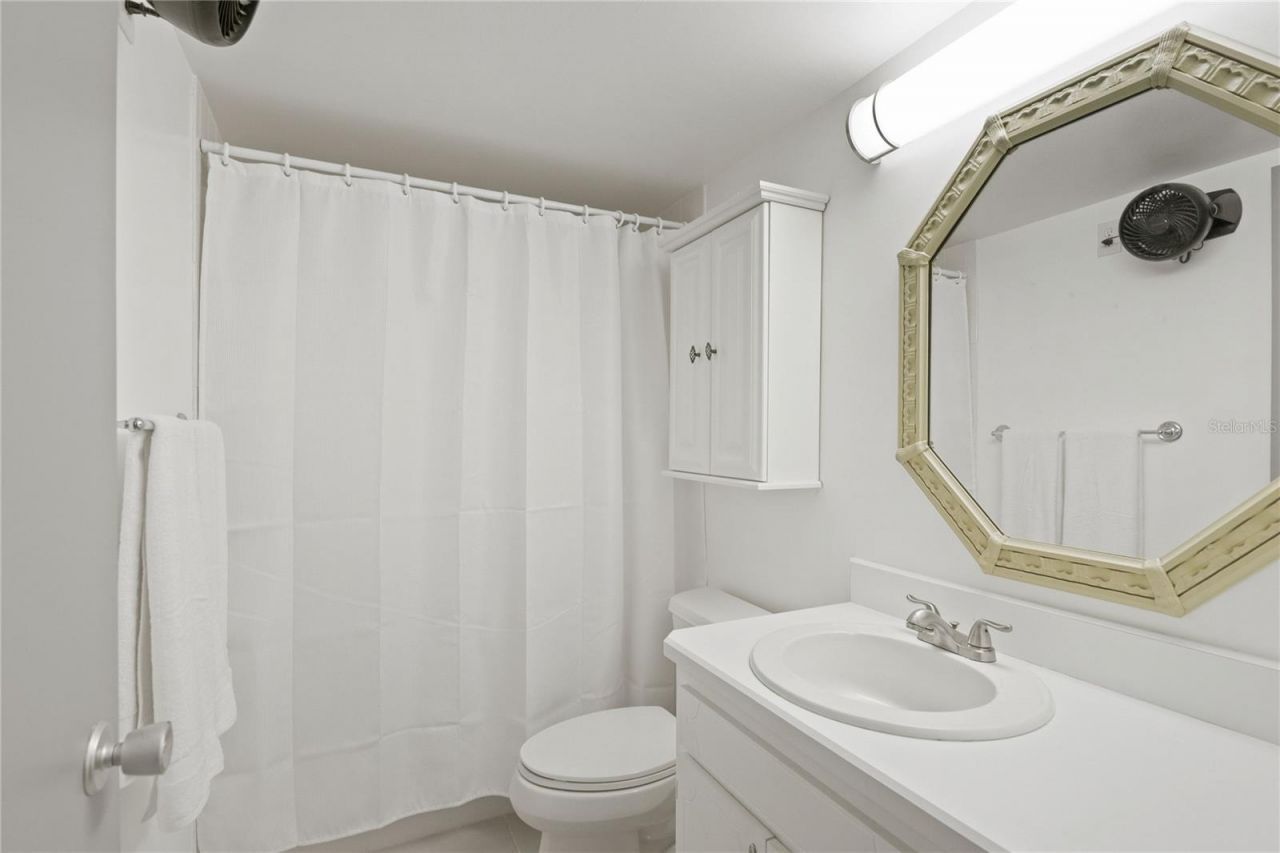 7910 Sun Island Drive S, Unit 302, South Pasadena, FL 33707 Photo