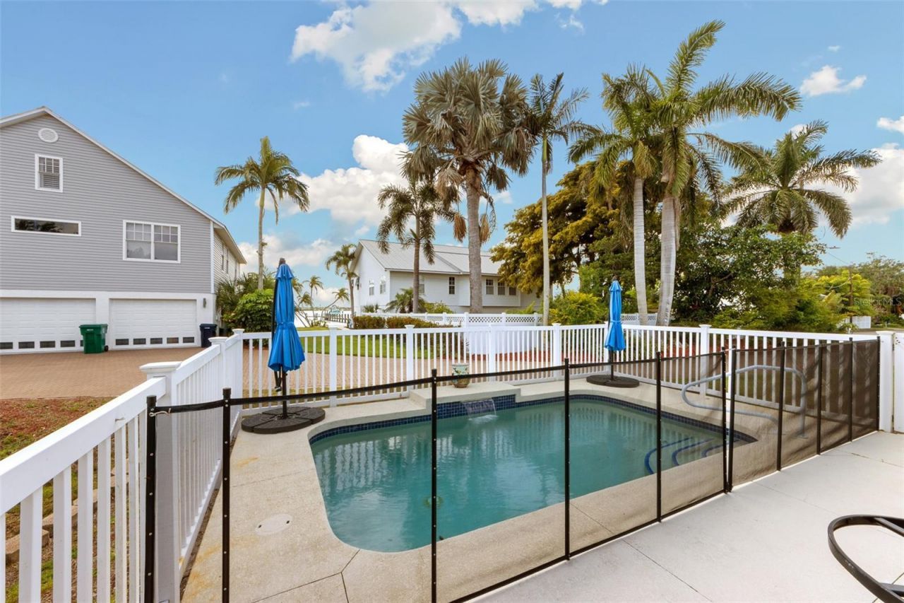 310 13th Avenue W, Palmetto, FL 34221 Photo