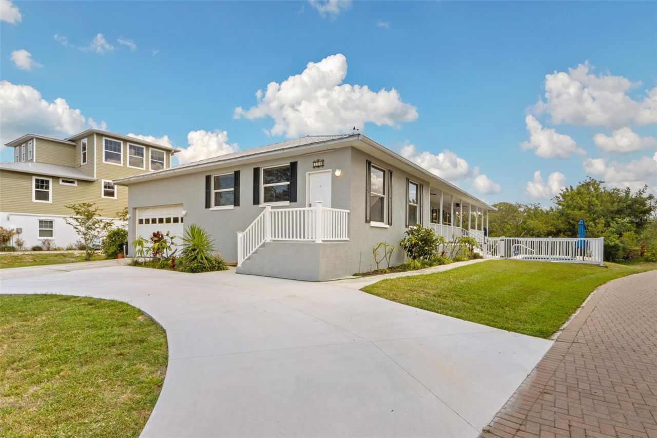 310 13th Avenue W, Palmetto, FL 34221 Photo