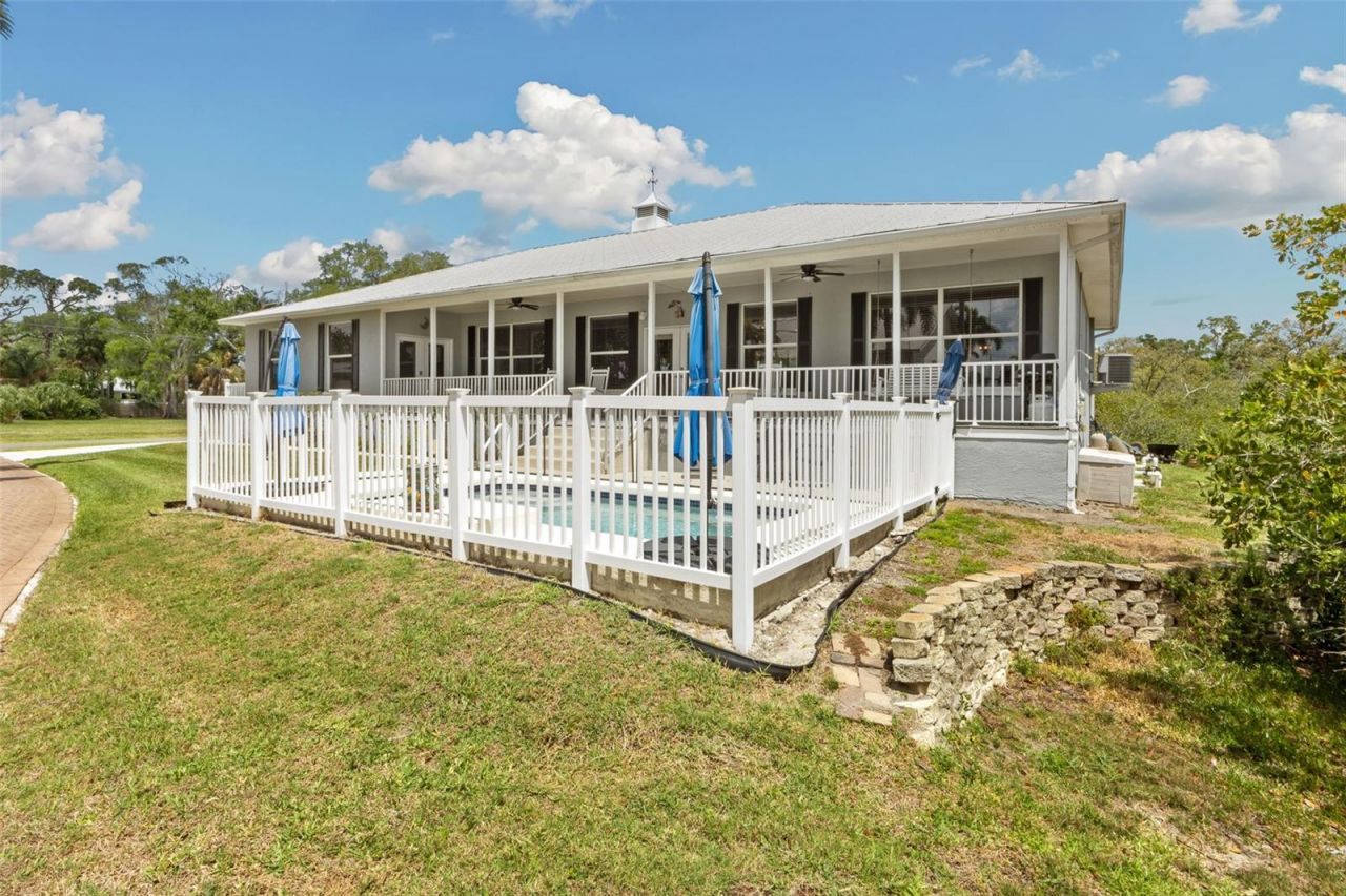 310 13th Avenue W, Palmetto, FL 34221 Photo