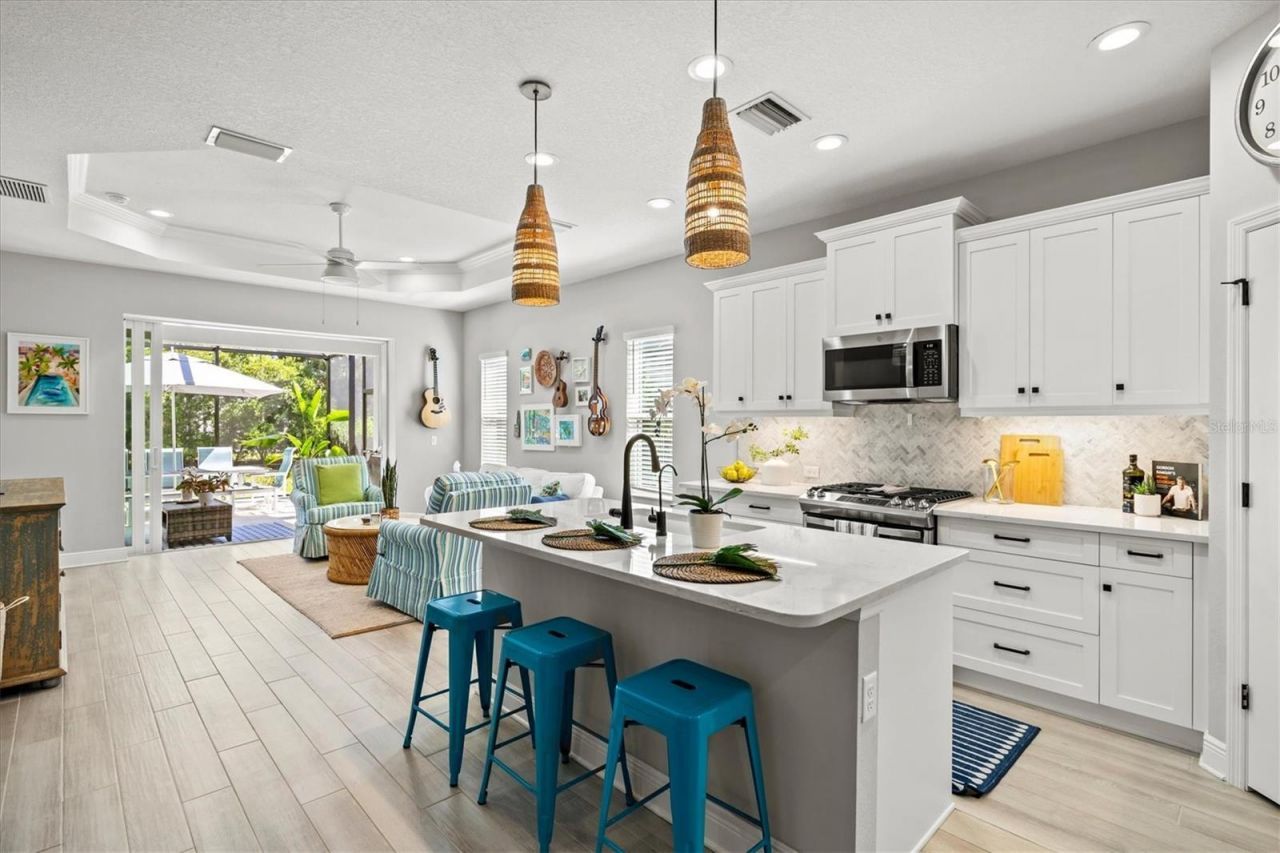 12931 Seasong Terrace, Bradenton, FL 34211 Photo
