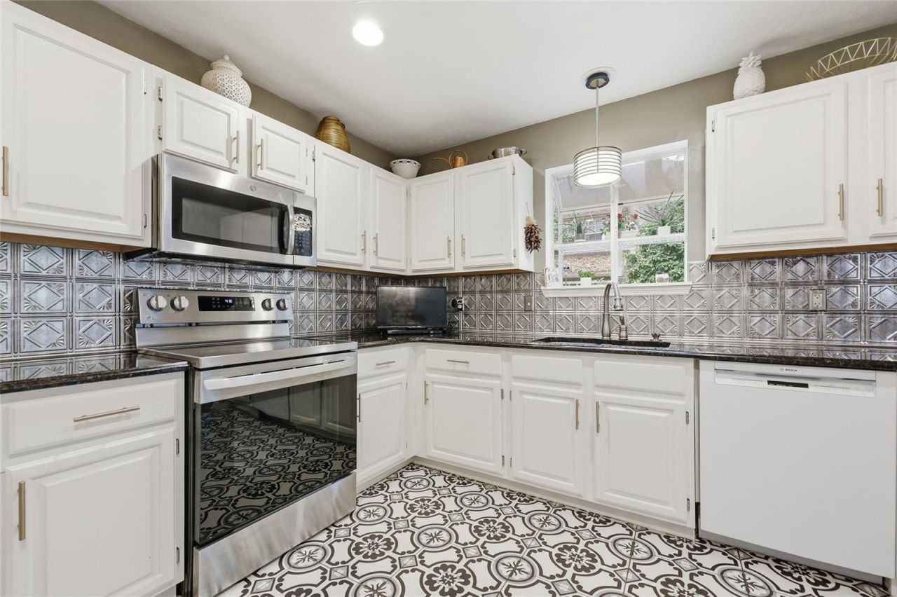 9702 SW 52nd Lane , Gainesville, FL 32608 Photo