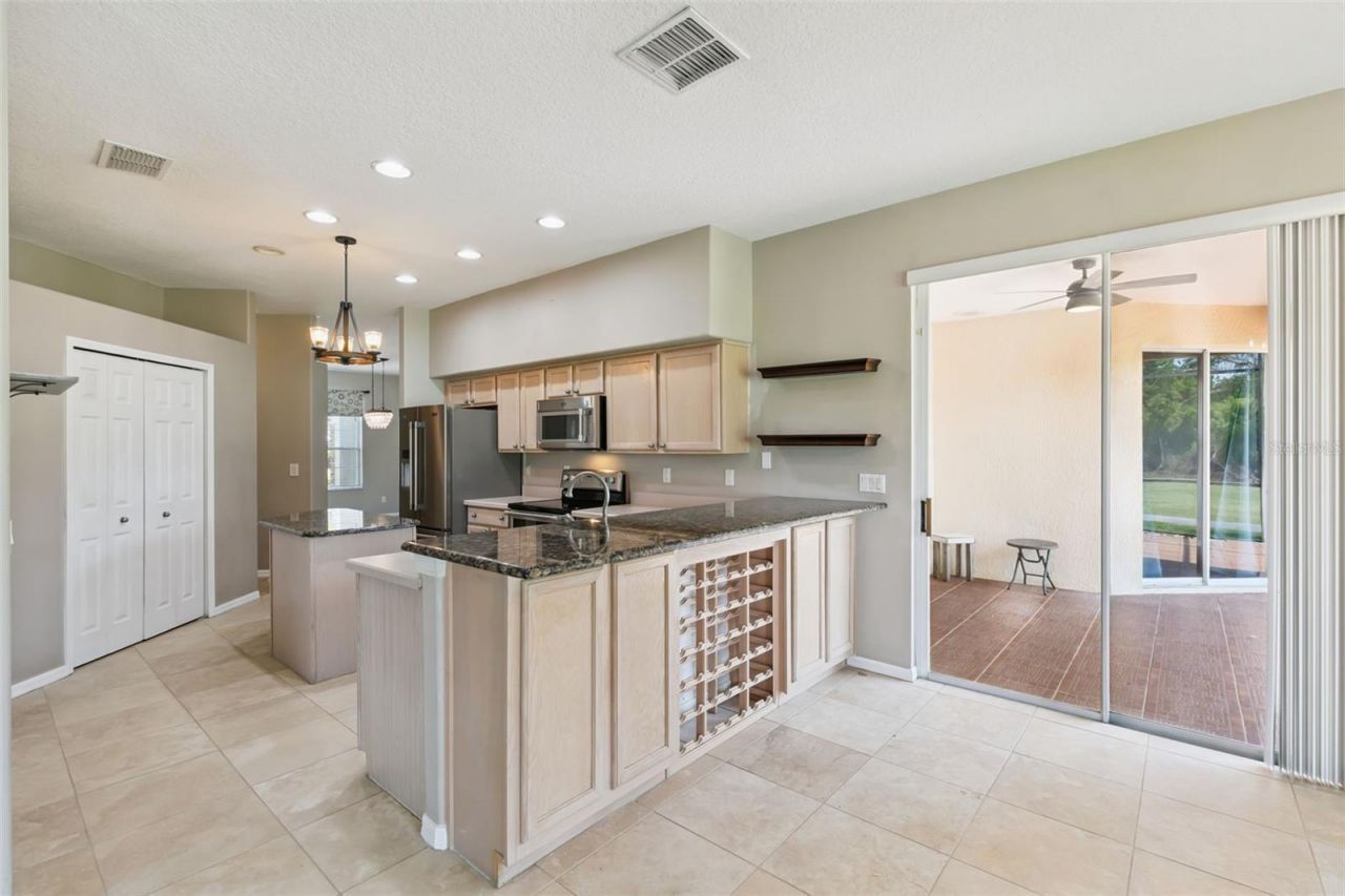 237 Strathmore Circle , Kissimmee, FL 34744 Photo