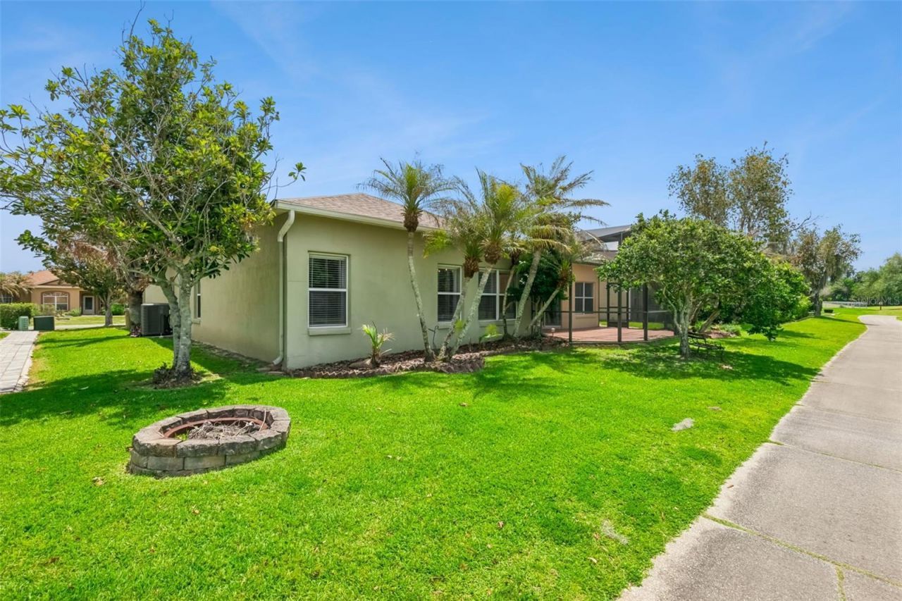 237 Strathmore Circle , Kissimmee, FL 34744 Photo
