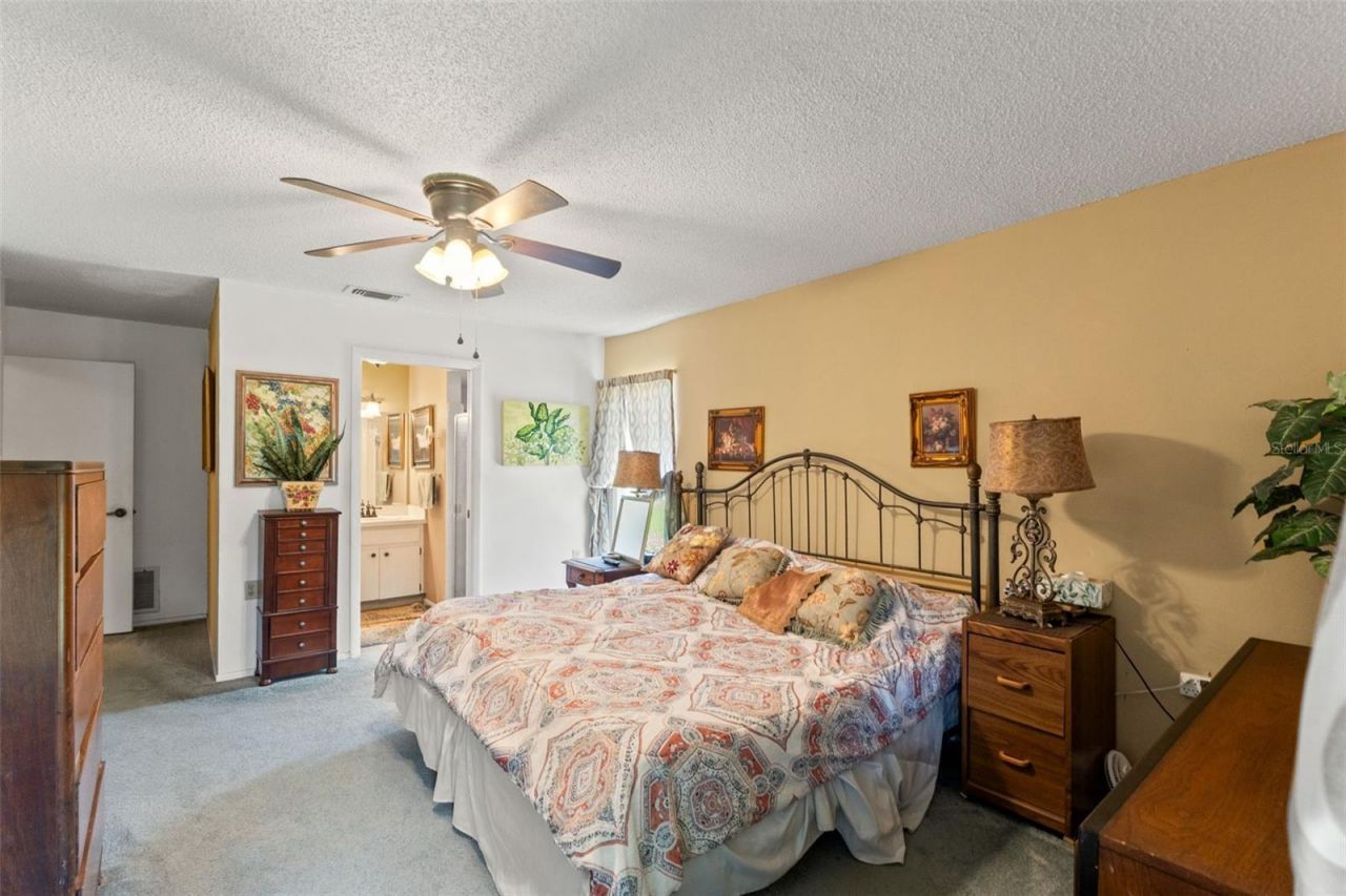 10541 Green Meadow Lane , Port Richey, FL 34668 Photo