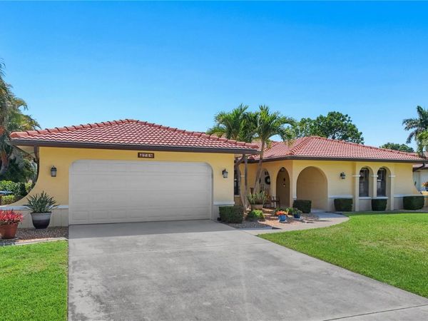3718 SE 8TH AVENUE , CAPE CORAL, FL 33904