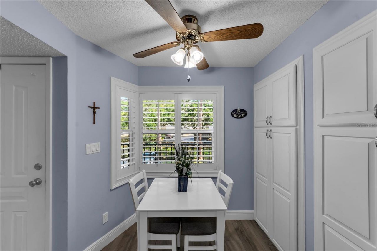 5849 Park St N, Unit 202, Saint Petersburg, FL 33709 Photo