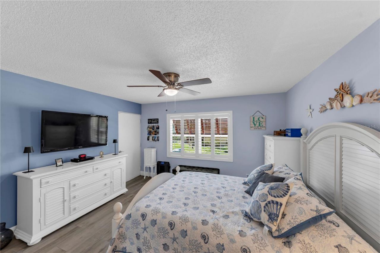 5849 Park St N, Unit 202, Saint Petersburg, FL 33709 Photo
