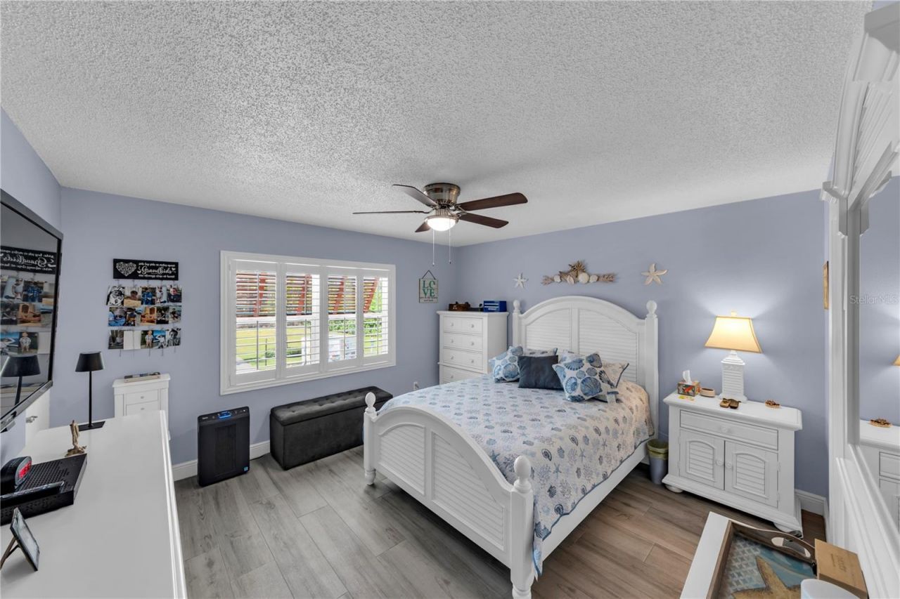 5849 Park St N, Unit 202, Saint Petersburg, FL 33709 Photo