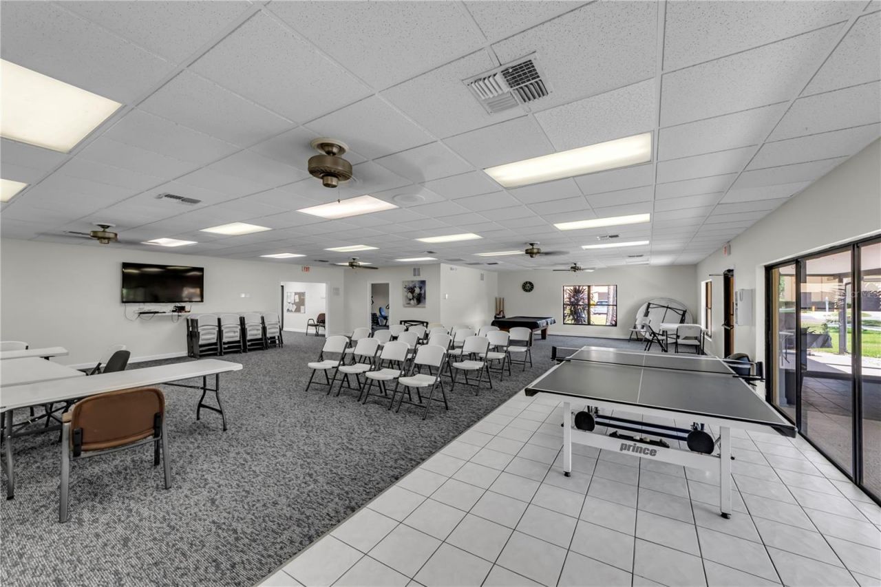 5849 Park St N, Unit 202, Saint Petersburg, FL 33709 Photo