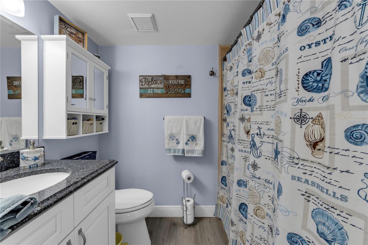 5849 Park St N, Unit 202, Saint Petersburg, FL 33709 Photo